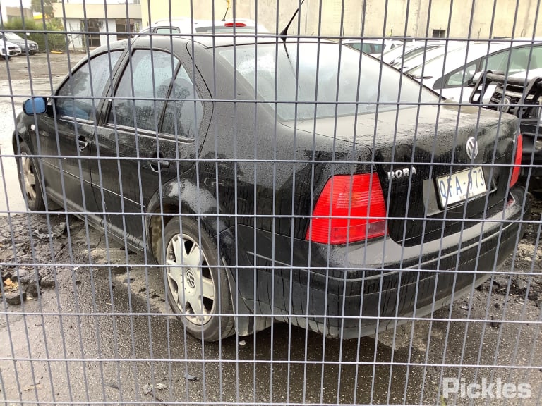 2000 VOLKSWAGEN BORA LEFT REAR DOOR LOCK, 1J, 12/99-05/01 3B4839015A DOOR BOOT GATE LOCK