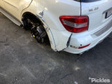 2011 MERCEDES M CLASS W164, 09/05-12/11  COURTESY LIGHT