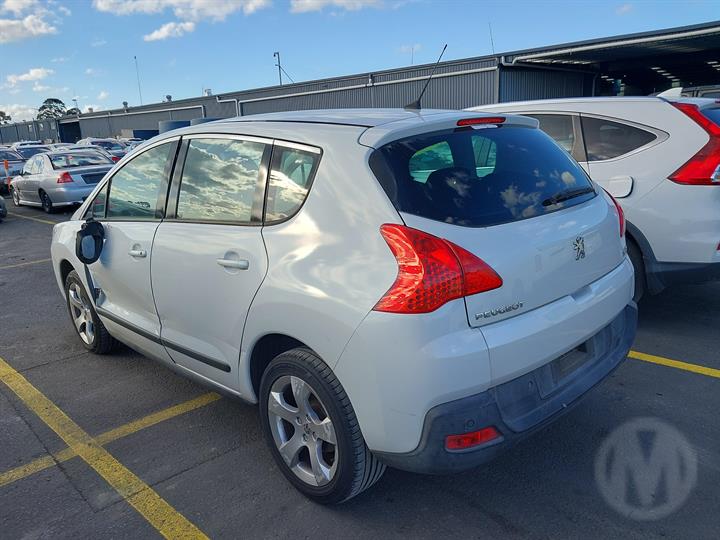 2011 PEUGEOT 3008 T8, 05/10-10/16 9203JT LEFT REAR DOOR WINDOW
