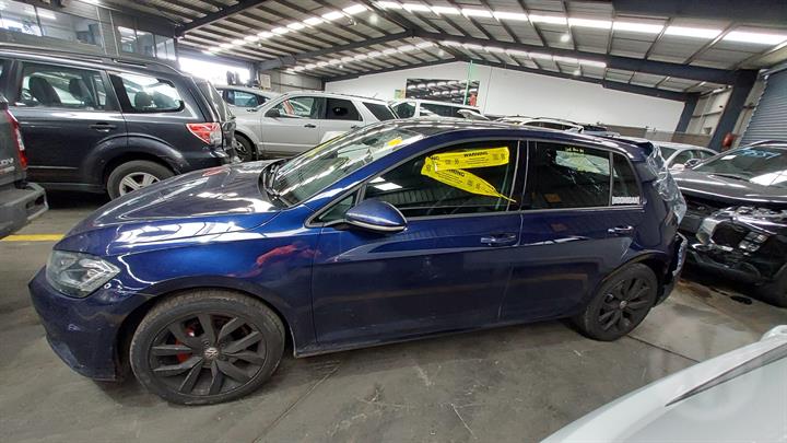 2018 VOLKSWAGEN GOLF GEN 7, HATCH, TINTED, 01/13-08/20 5G6845026 RIGHT REAR DOOR WINDOW