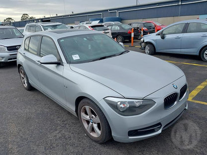 2013 BMW 1 SERIES RADIATOR GRILLE (LH SIDE), SPORT LINE/M SPORT, F20, HATCH, 06/11-02/15 51137262117 GRILLE