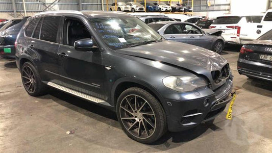 2011 BMW X5 BUMPER (CENTRE), E70, M SPORT TYPE, W/ PARK SENSORS, 06/10-10/13 51127227787 REAR BUMPER