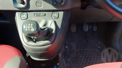 2014 FIAT PANDA 150 SERIES, 10/13-12/15  R BAR BRACKET REINFO