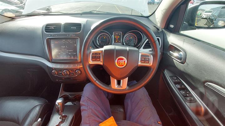 2015 FIAT FREEMONT JF, 04/13-01/17  RIGHT REAR DOOR WINDOW