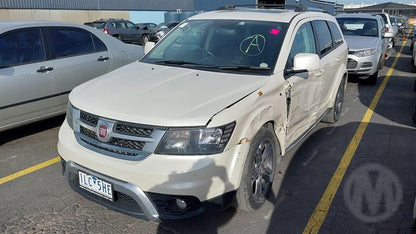 2015 FIAT FREEMONT FRONT, W/ SUNGLASS HOLDER TYPE, JF, 04/13-01/17  COURTESY LIGHT