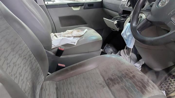 Wrecking 2013 VOLKSWAGEN TRANSPORTER for Used Parts VW1309