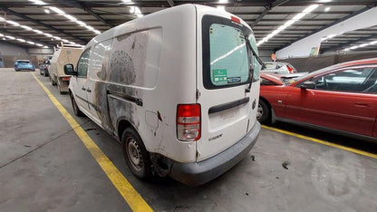 2011 VOLKSWAGEN CADDY 2K, 12/04-06/15 2K0831055B LEFT FRONT DOOR