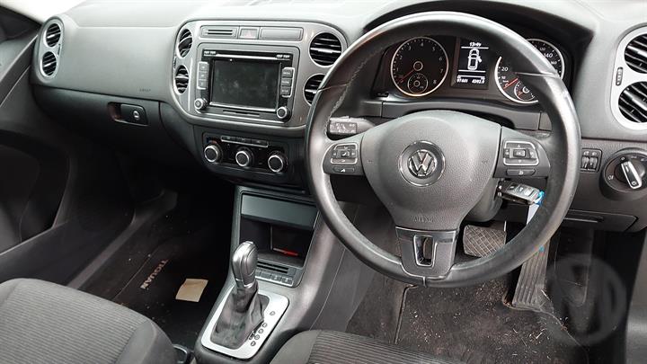 2015 VOLKSWAGEN TIGUAN AUTO, FWD, PETROL, 1.4, 6 SPEED, 5N, QZM CODE, 07/11-08/16 02E300063D TRANS GEARBOX