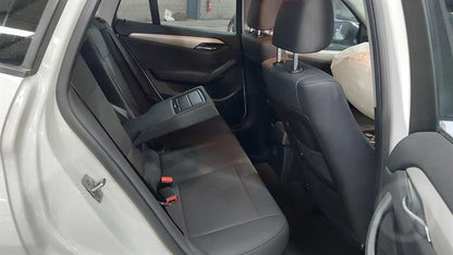 2013 BMW X1 E84, 04/10-07/15 51332990385 LEFT FRONT WINDOW REG MOTOR