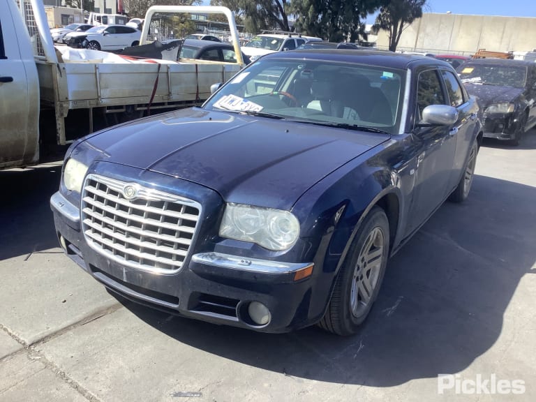 2007 CHRYSLER 300C IN BODY, SEDAN, 11/05-02/08 4805855AD LEFT TAILLIGHT