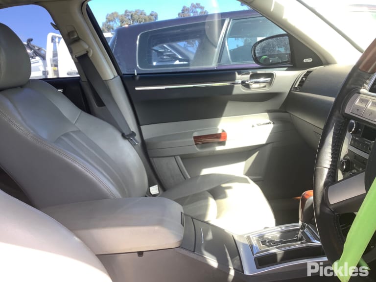 2007 CHRYSLER 300C 11/05-12/11 5134177AG LEFT REAR DOOR WINDOW