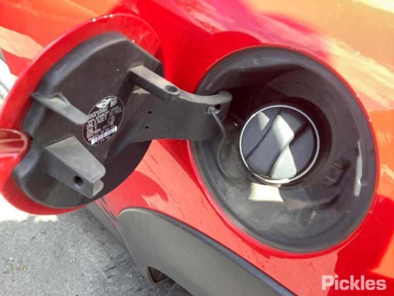 2011 MINI COOPER R56/R57, HATCH/CABRIO, CLEAR INDICATOR W/ RED CENTRE TYPE, 10/10-05/15 63217255910 RIGHT TAILLIGHT