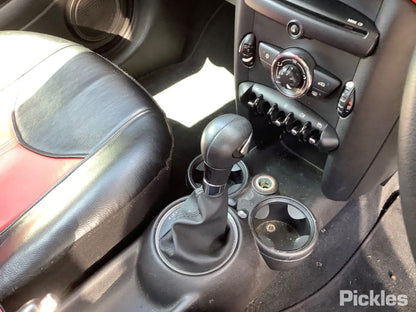 2011 MINI COOPER R56/R57, HATCH/CABRIO, CLEAR INDICATOR W/ RED CENTRE TYPE, 10/10-05/15 63217255910 RIGHT TAILLIGHT