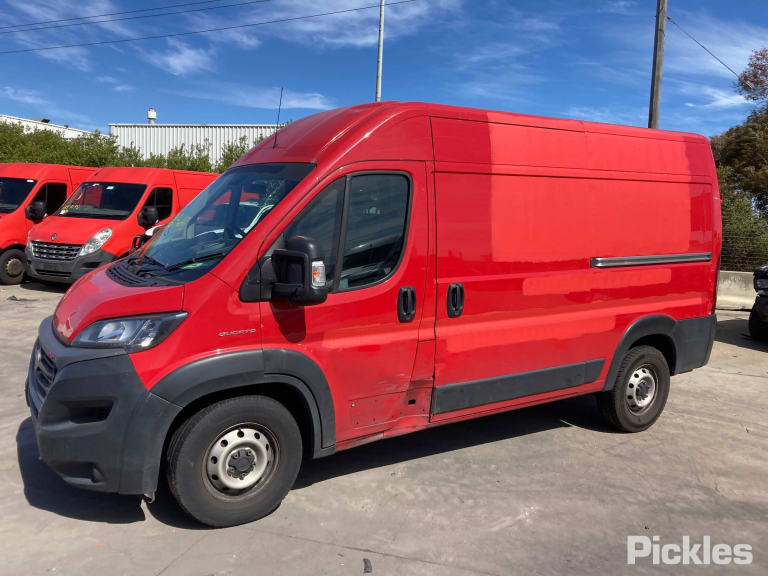 2020 FIAT DUCATO VAN 02/07-  HIGH LEVEL STOPLIGHT