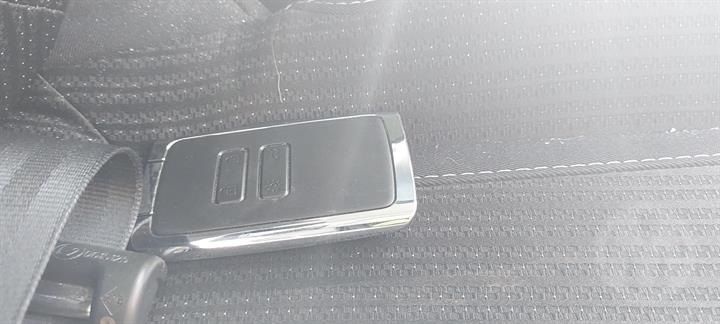 2017 RENAULT MEGANE BFB/KFB/LFF, HATCH/WAGON/SEDAN, 06/16-02/20 963019417R RIGHT DOOR MIRROR