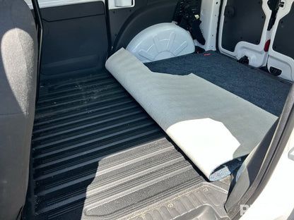 2022 RENAULT KANGOO X61, HALOGEN TYPE, CHROME INSERT, 09/13-02/22 7701068183 LEFT HEADLAMP