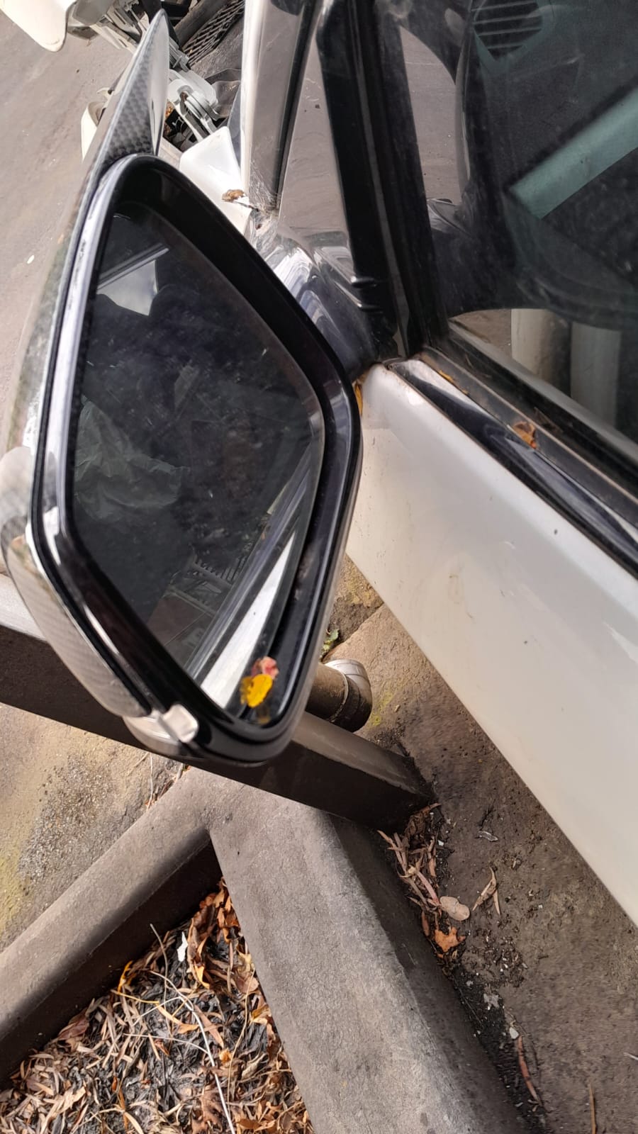 2016 BMW 2 SERIES F23, CABRIO, 01/15-07/21  LEFT FRONT DOOR WINDOW