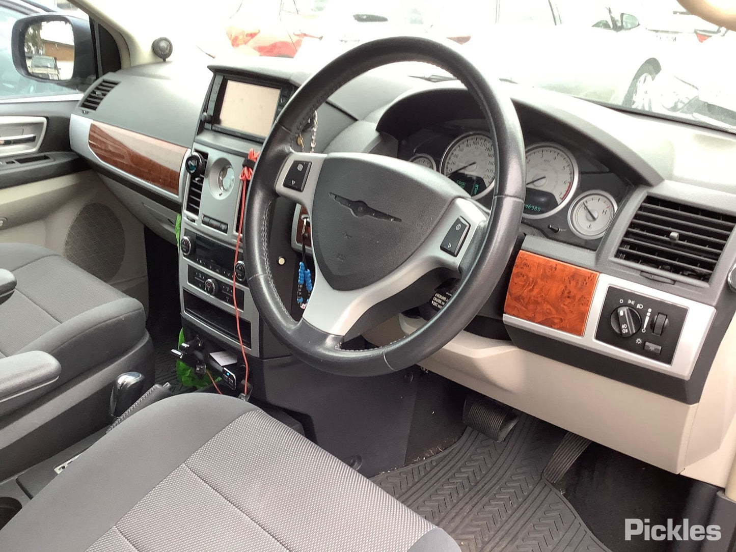 2009 CHRYSLER VOYAGER LEATHER, RT, 03/08-12/14 1JD611DVAA STEERING WHEEL