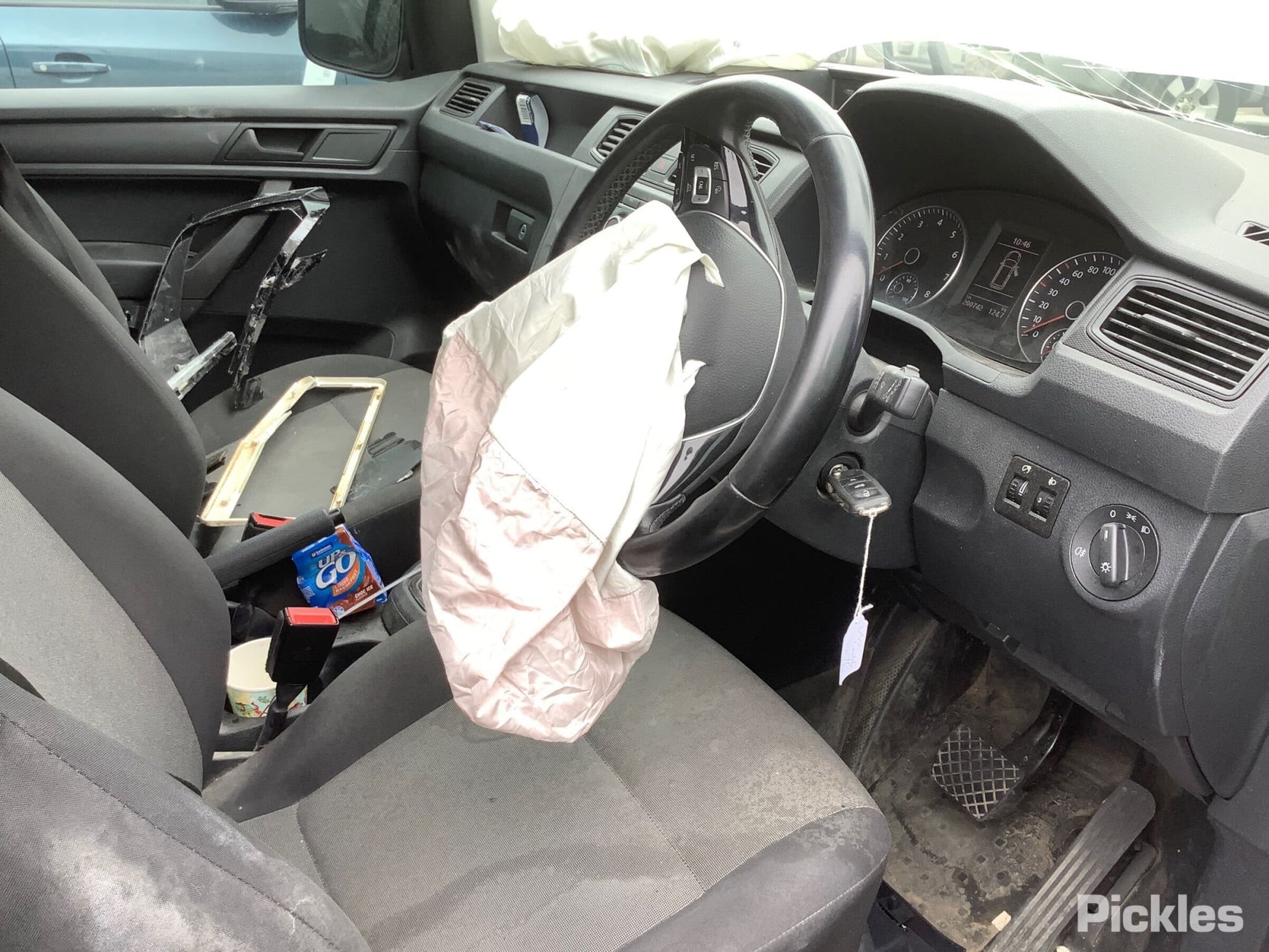 2017 VOLKSWAGEN CADDY 2KN, POWER, 12/15-02/21 2K5837462 RIGHT FRONT WINDOW REG MOTOR