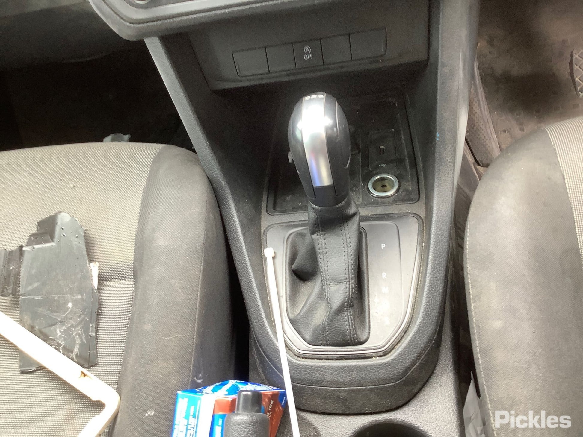 2017 VOLKSWAGEN CADDY LEFT BARN DOOR LOCK, LOWER, 2KN, 07/15-02/21 2K0827505L DOOR BOOT GATE LOCK