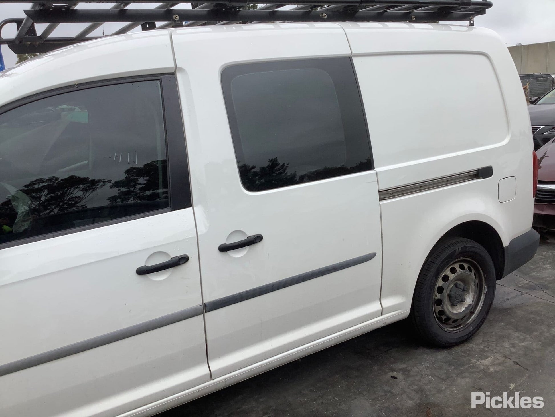 2017 VOLKSWAGEN CADDY 2KN, POWER, 12/15-02/21 2K5837461 LEFT FRONT WINDOW REG MOTOR