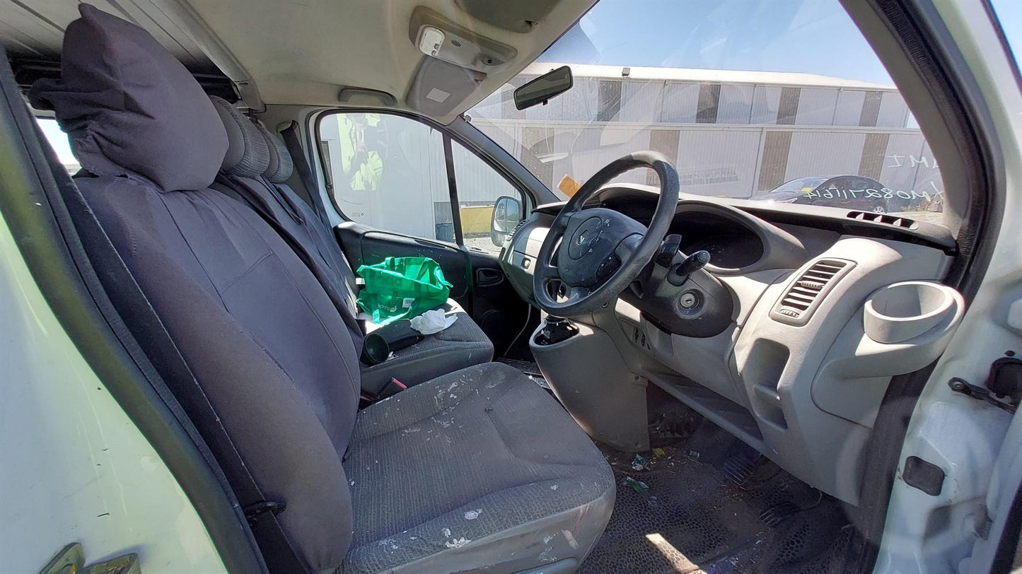 2014 RENAULT TRAFIC X83, 04/04-12/14  RADIATOR SUPPORT