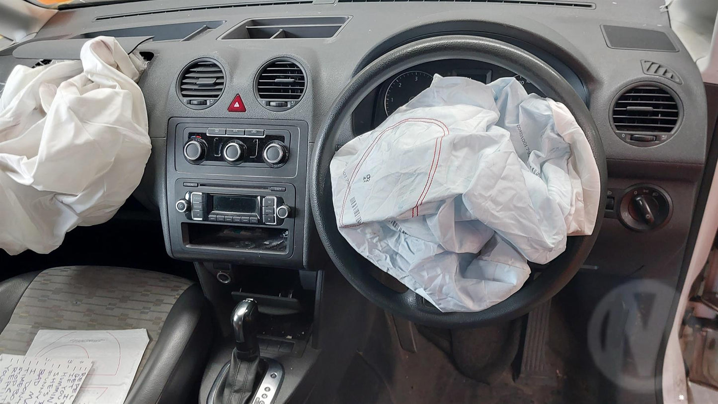 2013 VOLKSWAGEN CADDY LEATHER, 2K, NON CONTROLS TYPE, 08/10-06/15 5K0419091BT STEERING WHEEL