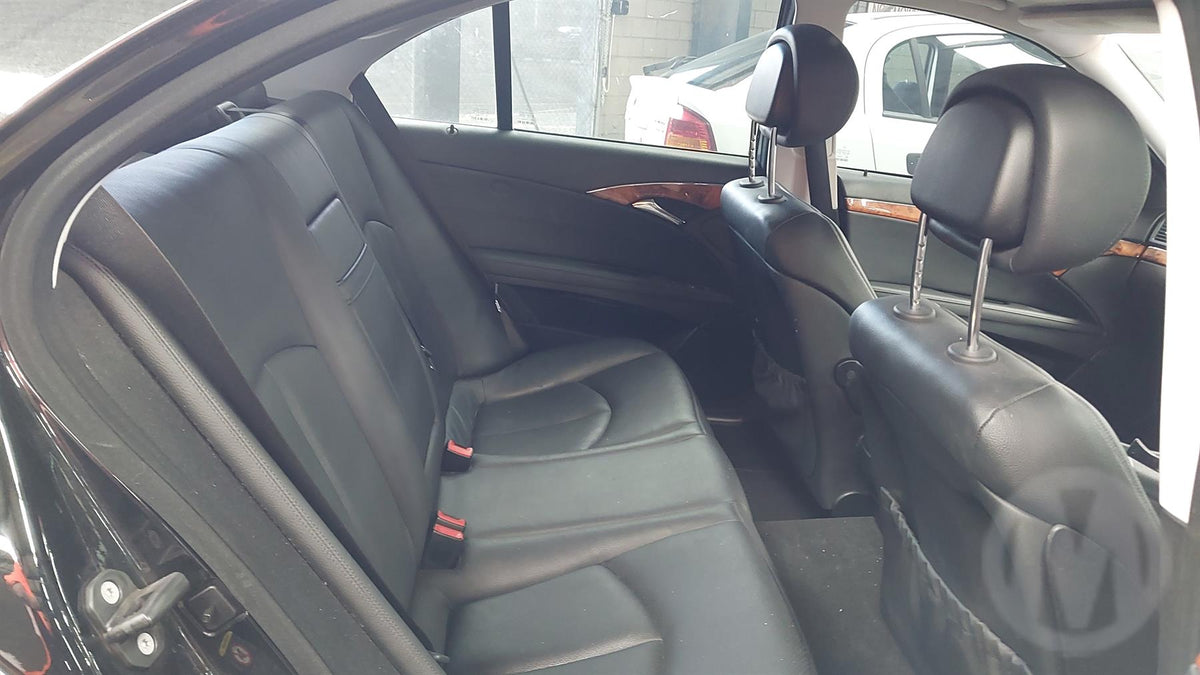 2007 MERCEDES E CLASS W211/S211, 08/02-12/09 A2116800350 CONSOLE