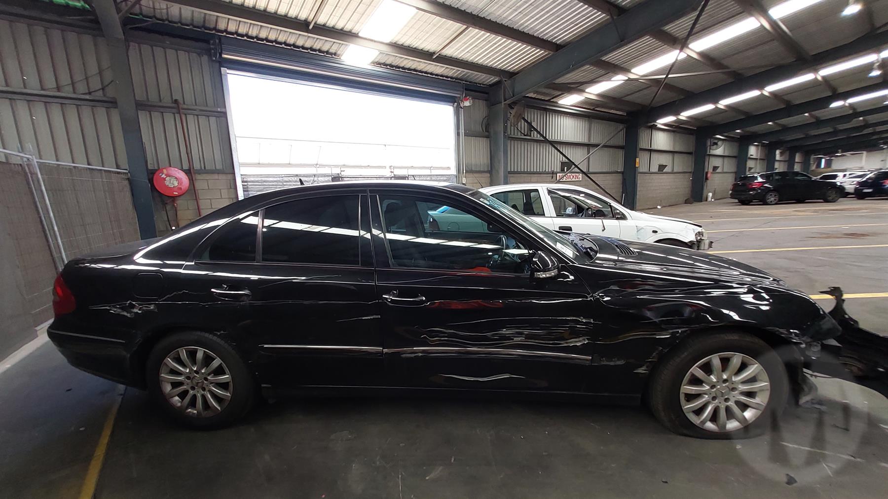 2007 MERCEDES E CLASS AUTO T/M, 1.8, PETROL, W211, E200K, 10/04-08/09 A2112675024 GEAR STICK SHIFTER