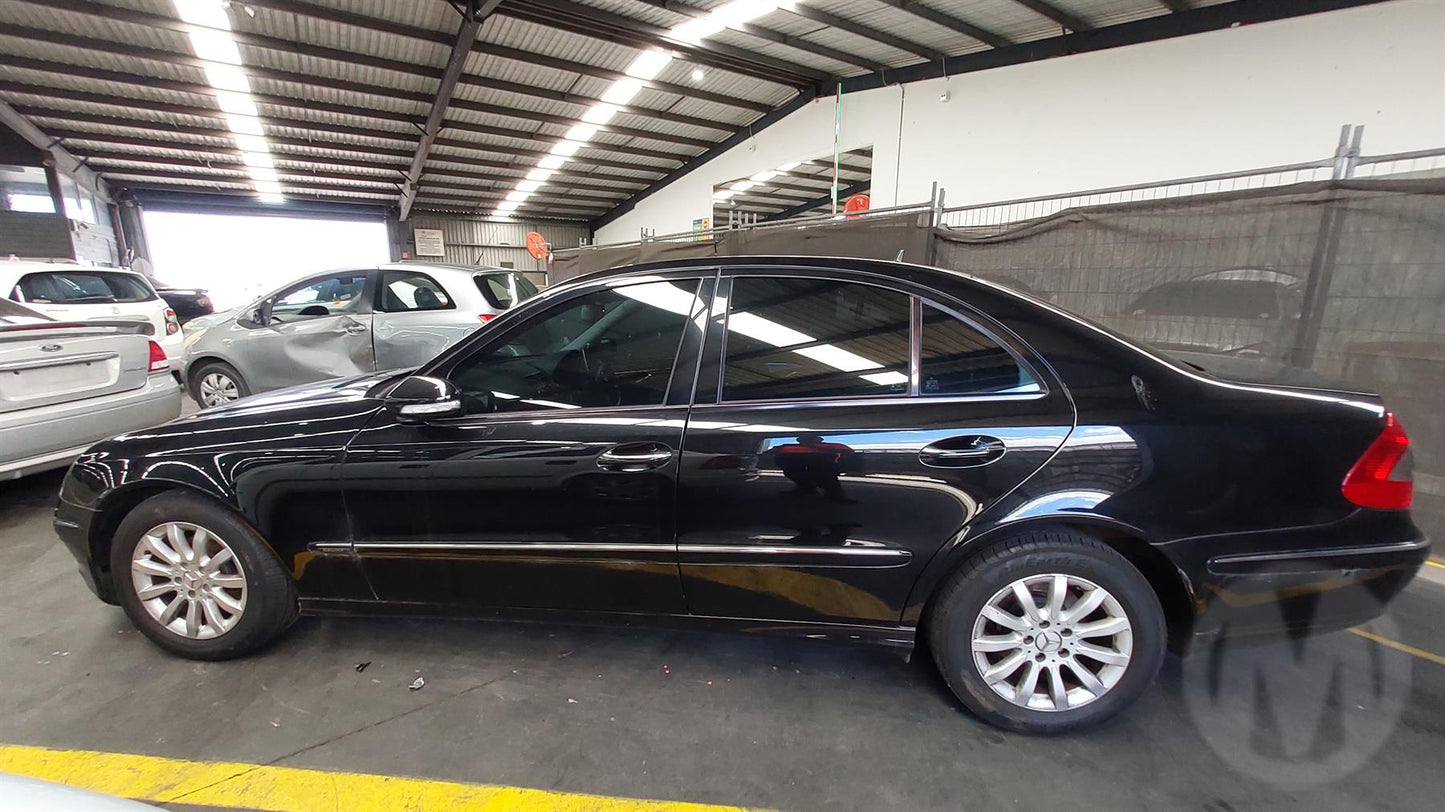2007 MERCEDES E CLASS AUTO T/M, 1.8, PETROL, W211, E200K, 10/04-08/09 A2112675024 GEAR STICK SHIFTER