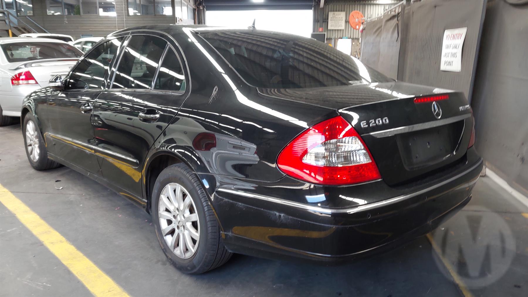 2007 MERCEDES E CLASS AUTO T/M, 1.8, PETROL, W211, E200K, 10/04-08/09 A2112675024 GEAR STICK SHIFTER