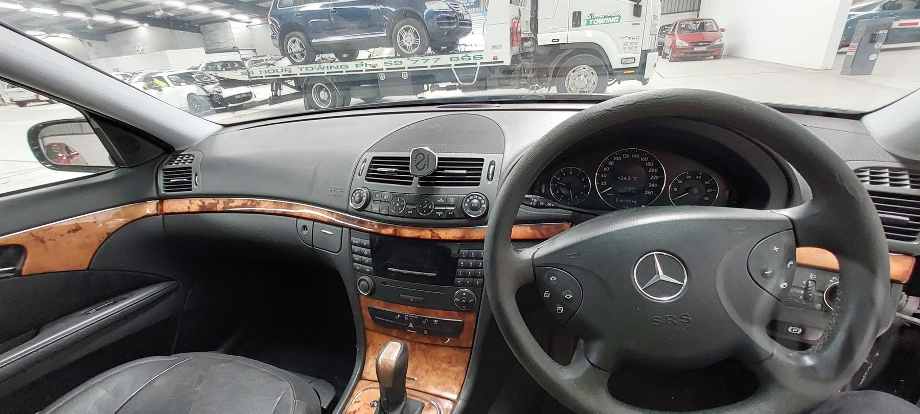 Wrecking 2005 MERCEDES E CLASS for Used Parts MB1355