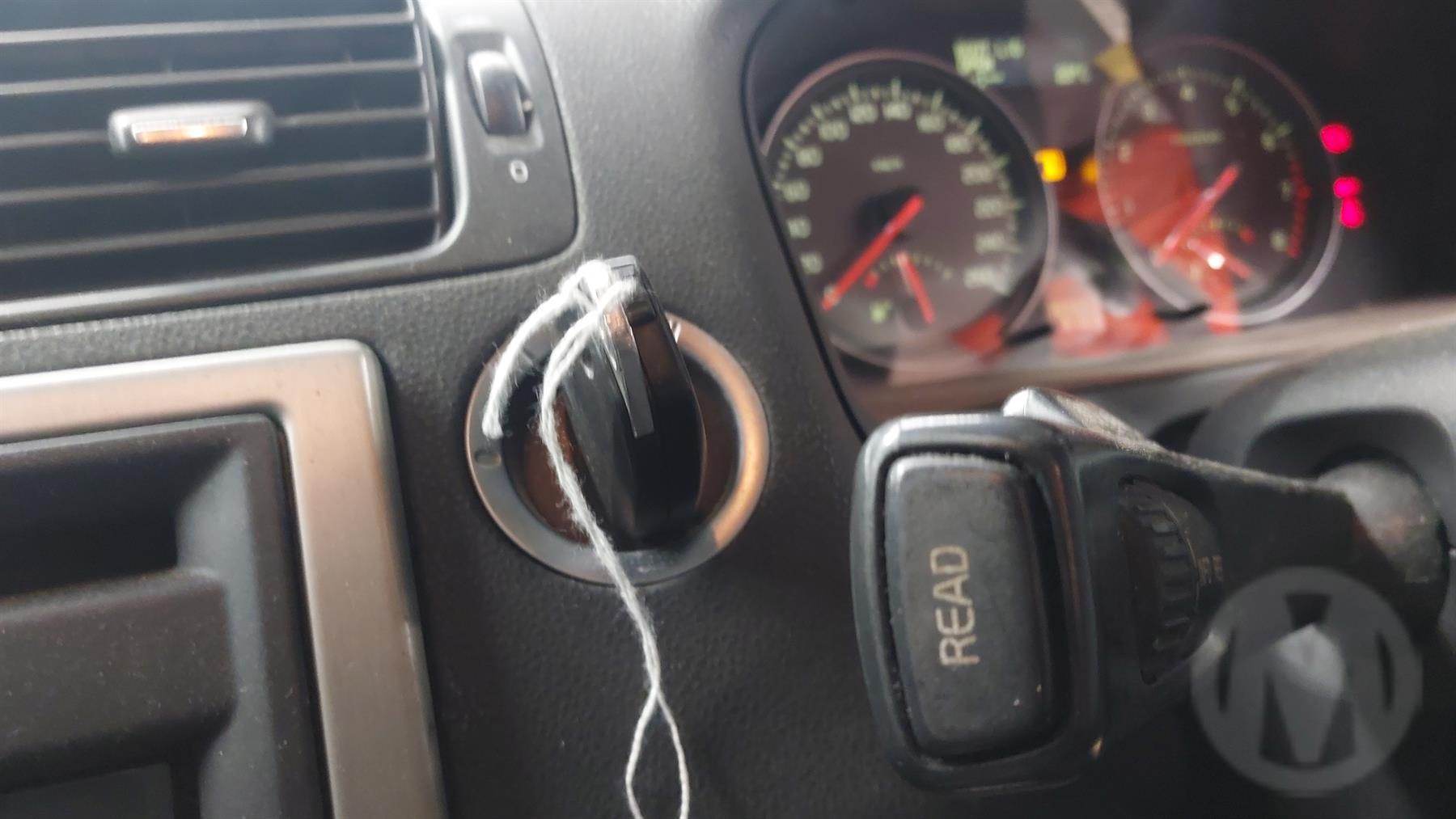 2006 VOLVO S70/V70/C70 C70 (YV1MC...), M SERIES, 08/06-12/13 9466376 LEFT FRONT DOOR WINDOW