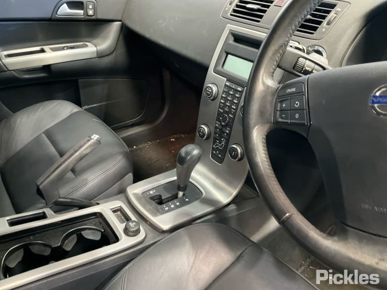 2009 VOLVO C30 XENON, AL P/N 0301232671, 04/07-04/10 31335209 LEFT HEADLAMP