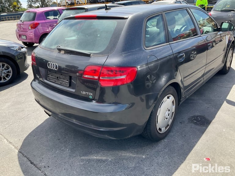 2009 AUDI A3 8P, DOOR REG ASSY (REG AND MOTOR), 5DR HATCH, 06/04-04/13 8P4837462C RIGHT FRONT WINDOW REG MOTOR