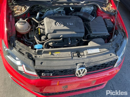 2016 VOLKSWAGEN POLO 6R, 05/10-09/17 6C2857121A GLOVE BOX