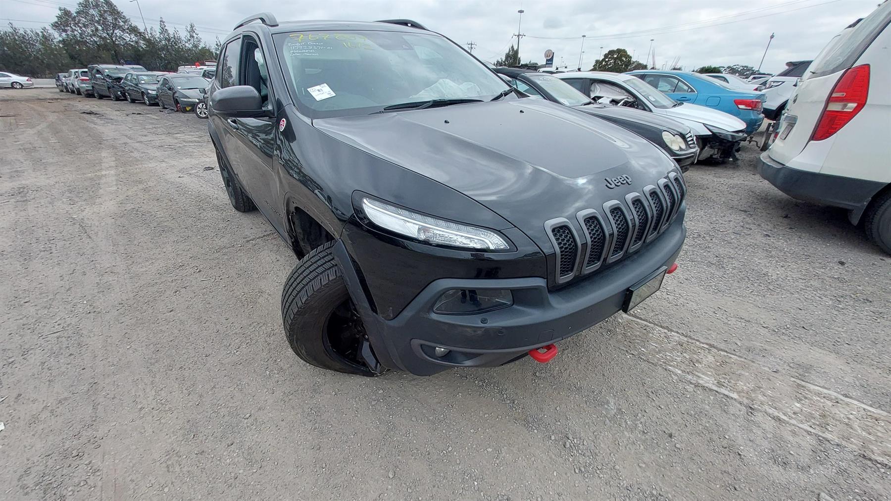 2017 JEEP CHEROKEE KL, HEAD UNIT, W/ DISPLAY UNIT, 8.4 TOUCHSCREEN, W/ SAT NAV TYPE, 02/14-11/22 68258677AC RADIO CD DVD SAT TV