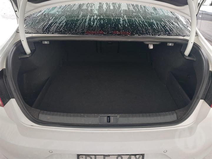 2016 VOLKSWAGEN PASSAT B8/MK7, NON ELECTRIC TYPE, 06/15- 3Q0413031AQ RIGHT FRONT STRUT