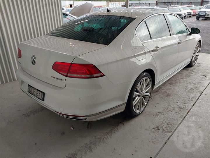 2016 VOLKSWAGEN PASSAT FRONT, PETROL, 1.8, TURBO, B8/MK7, 06/15-10/19 3Q0407272C RIGHT DRIVESHAFT