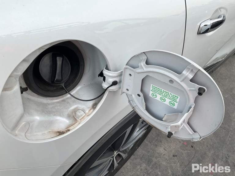 2017 RENAULT KALEOS XZG, METAL TYPE, 05/16- 2.5 PETROL AWD XZG RIGHT GUARD