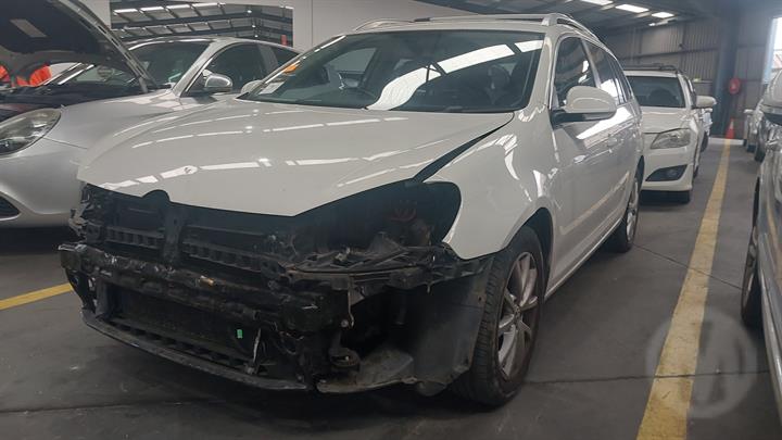 2012 VOLKSWAGEN GOLF STEERING WHEEL, WAGON, GEN 6, 09/09-03/13 1KM 880 201 G RIGHT AIRBAG