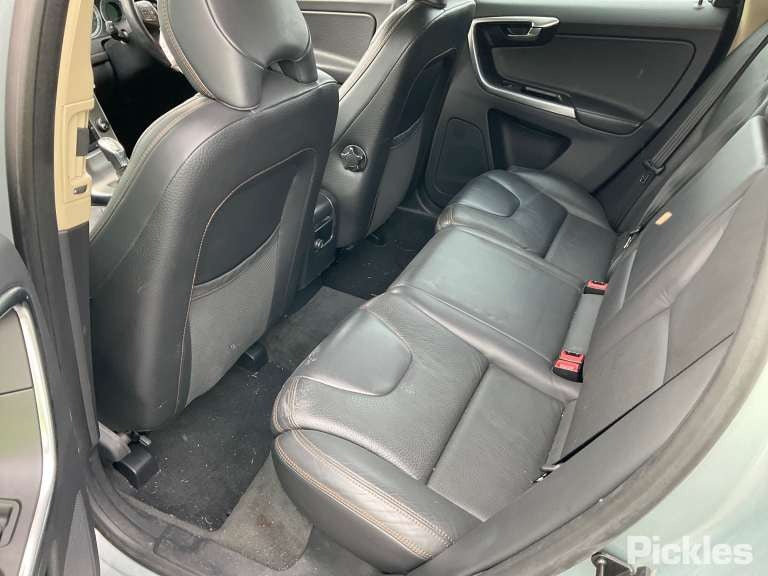 2013 VOLVO XC60 DZ, 02/09-04/17 31457126 LEFT FRONT DOOR