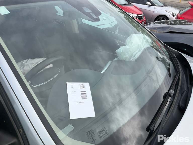 2013 VOLVO XC60 LEFT FRONT DOOR LOCK, W/ KEYLESS TYPE, DZ, 02/09-04/17 31349858 DOOR BOOT GATE LOCK