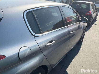 2015 PEUGEOT 308 RIGHT REAR DOOR LOCK, T9, HATCH/WAGON, 10/14-01/21 98 103 100 80 DOOR BOOT GATE LOCK