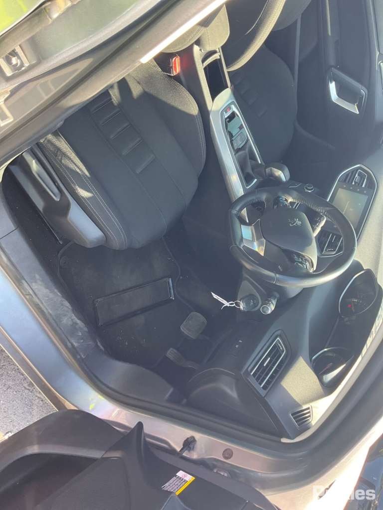 2015 PEUGEOT 308 RIGHT REAR DOOR LOCK, T9, HATCH/WAGON, 10/14-01/21 98 103 100 80 DOOR BOOT GATE LOCK