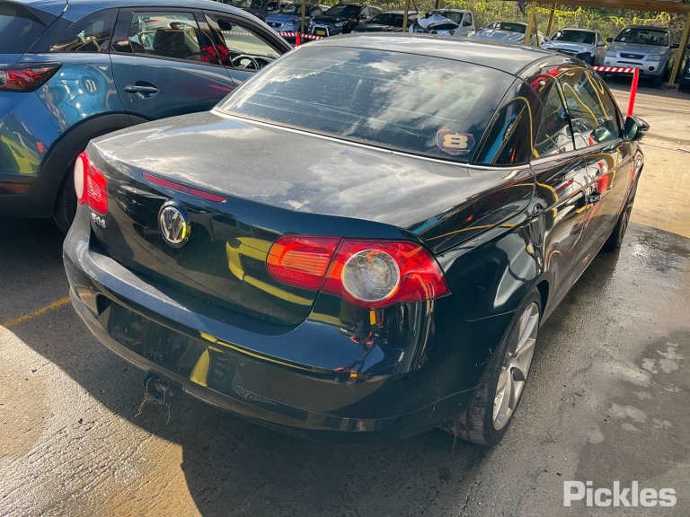 2010 VOLKSWAGEN EOS 1F, 4 BOLT TYPE, 02/07-12/14 1K0407255AA LEFT FRONT HUB ASSEMBLY