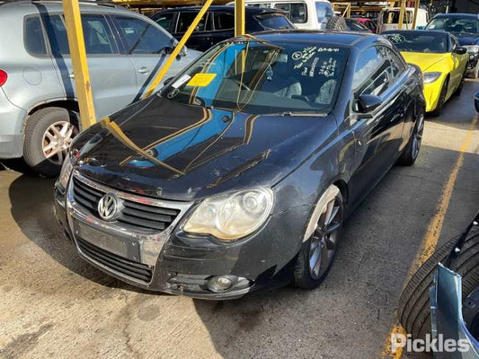 2010 VOLKSWAGEN EOS 1F, 4 BOLT TYPE, 02/07-12/14 1K0407255AA LEFT FRONT HUB ASSEMBLY