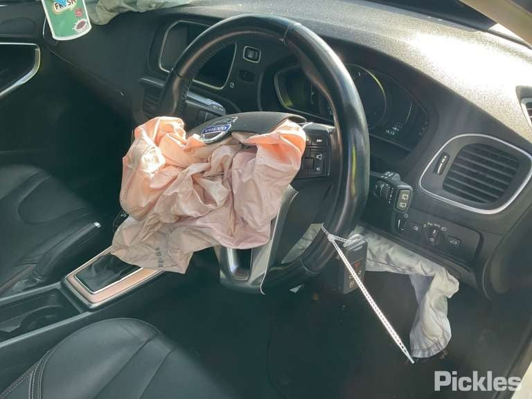 2015 VOLVO S40 V40, HINGES (PAIR), M SERIES, 02/13-  BONNET HINGE STRUT