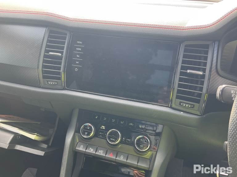 2023 SKODA KODIAQ NS, 02/17- 565845206A RIGHT REAR DOOR WINDOW
