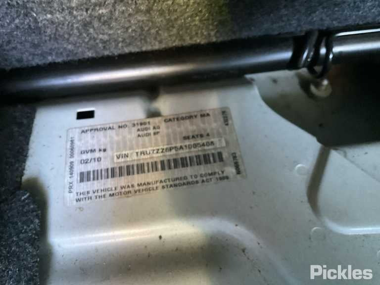 2010 AUDI A3 CENTRE REAR, SEAT BELT ONLY, HATCH/CABRIO, BEIGE, 8P, 06/04-04/13  SEAT BELT STALK